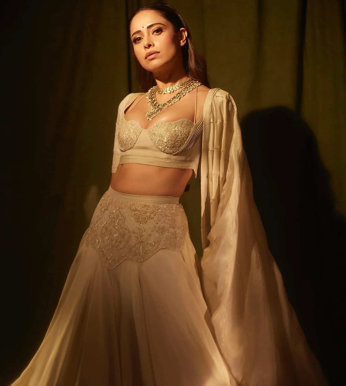 nushrrattbharuccha172987043734867284035655904852166730525