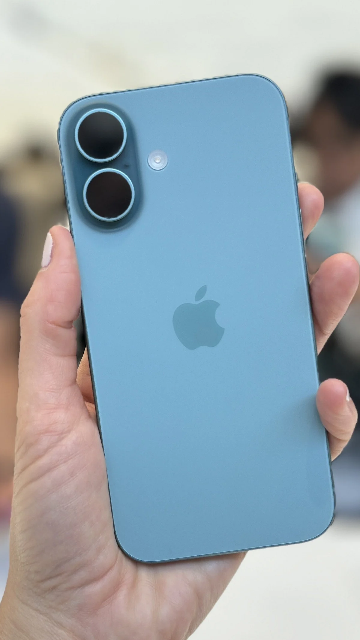 iPhone 16 FD