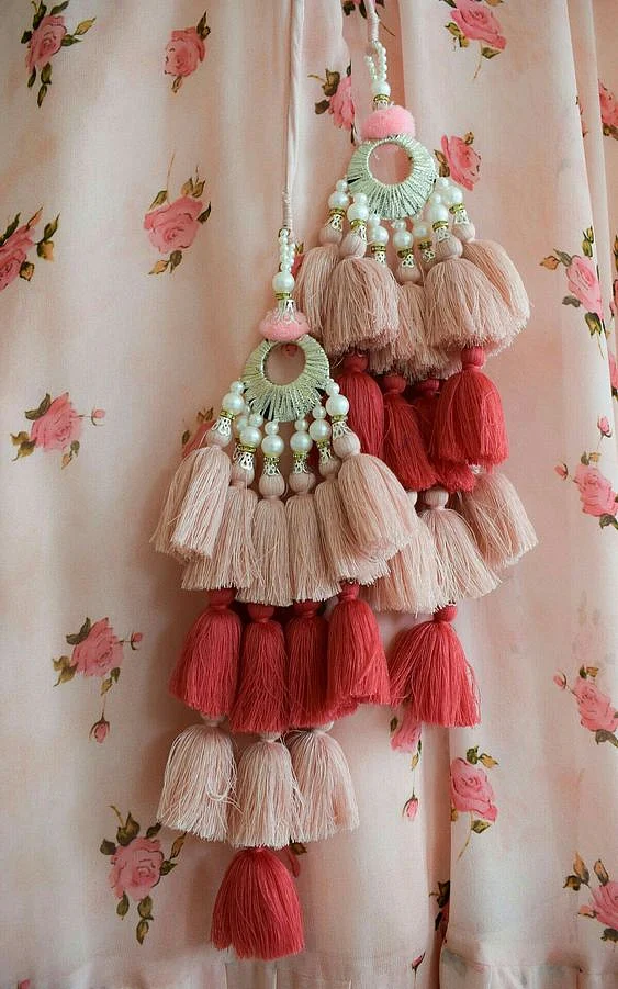 Floral Latkans