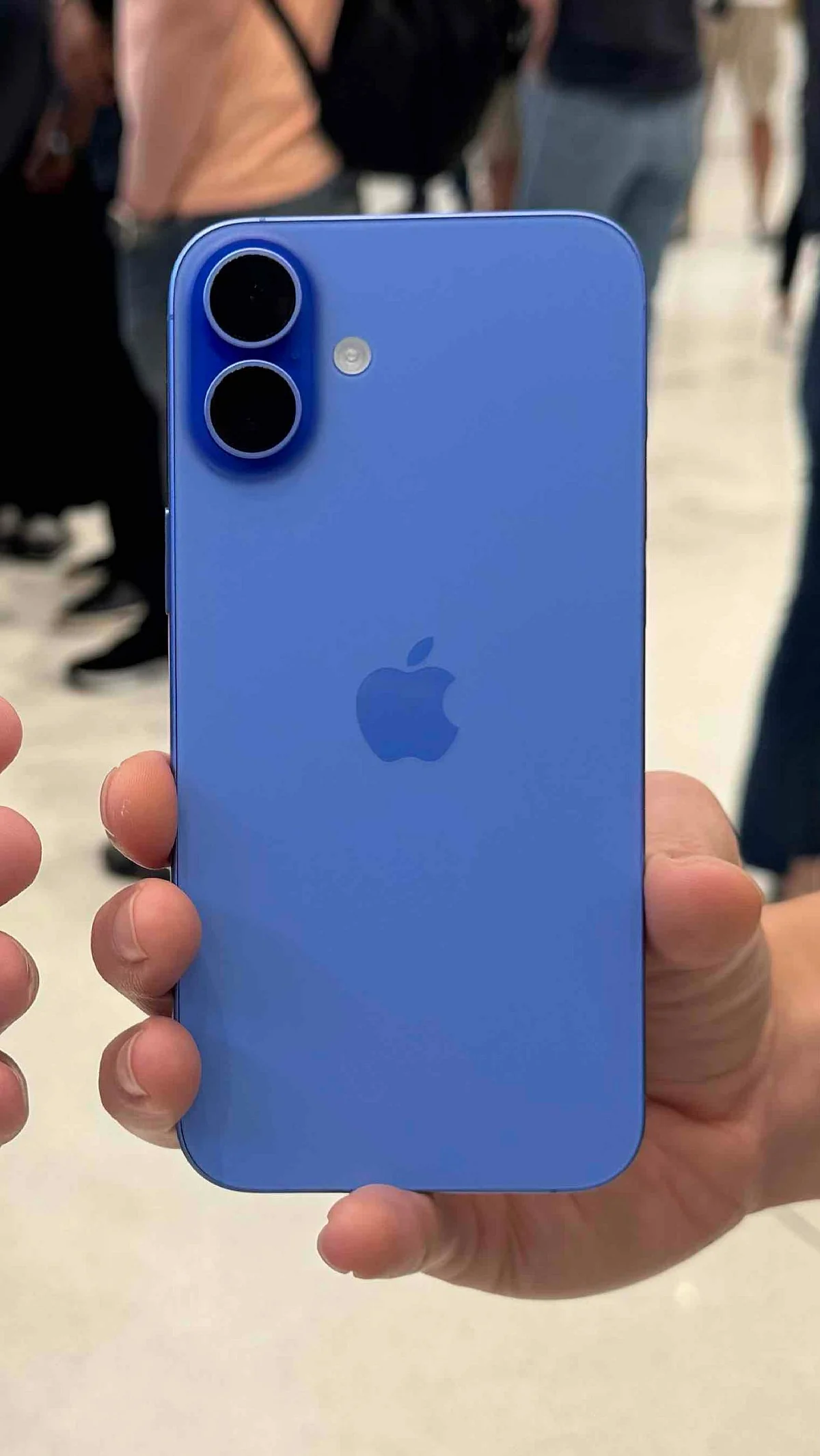 iPhone 16DS