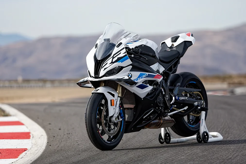 P90490326highResthenewbmws1000r