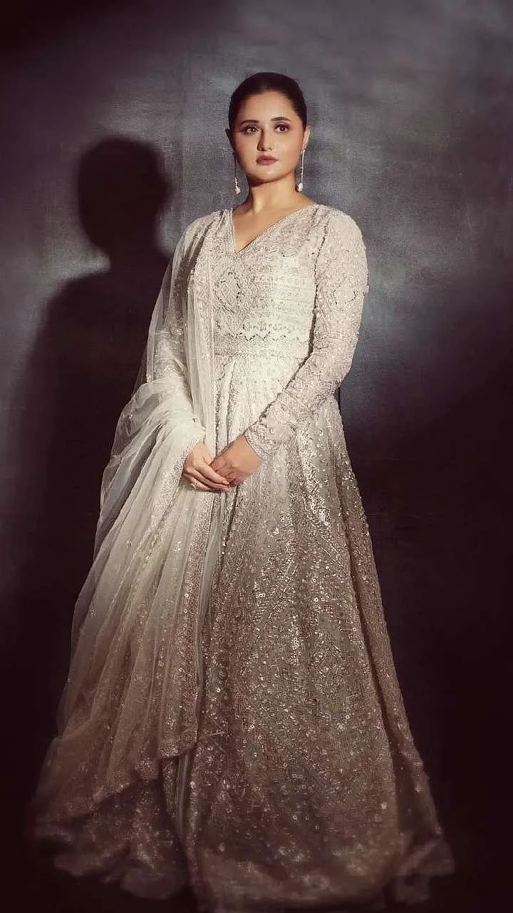 Rashami Desai 2