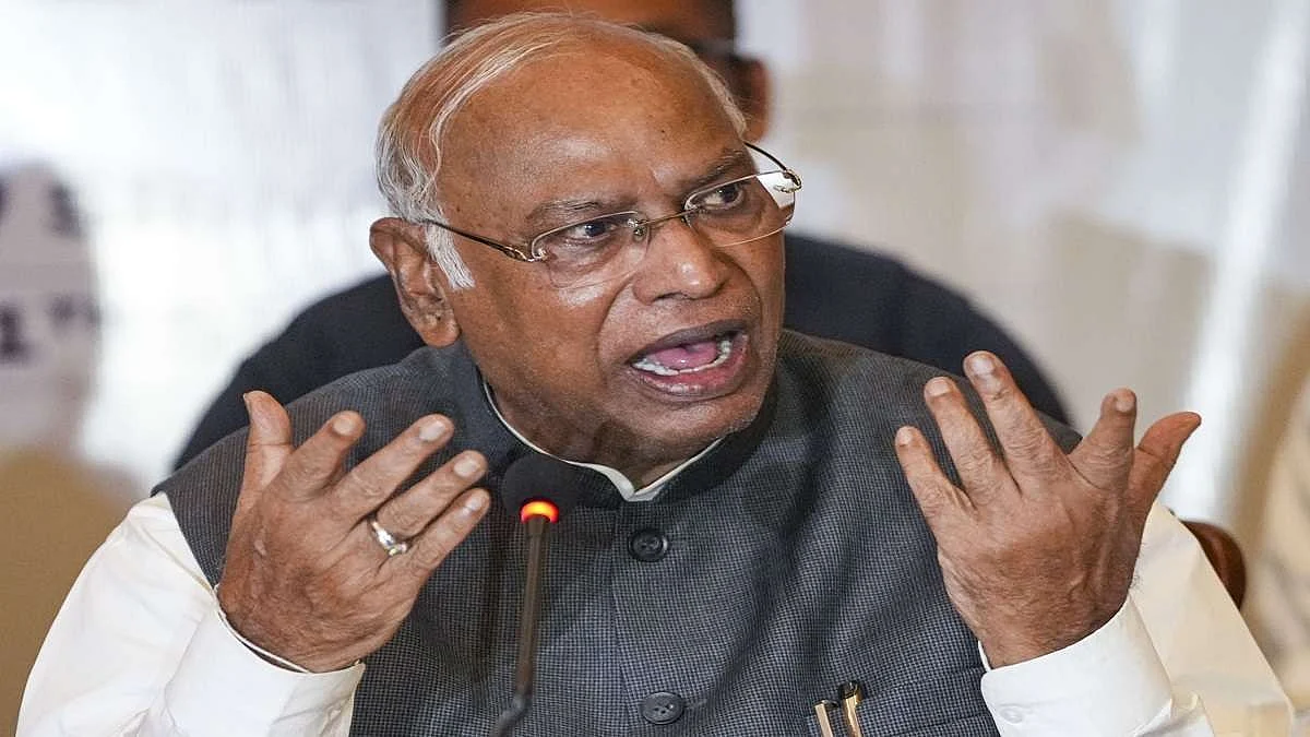 kharge 2 1730457657