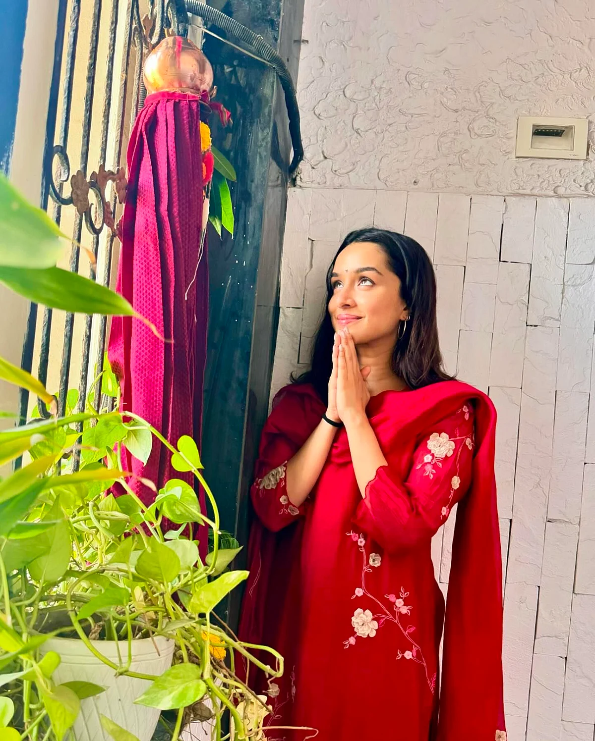 shraddhakapoor17126643223342393050505824376296102572