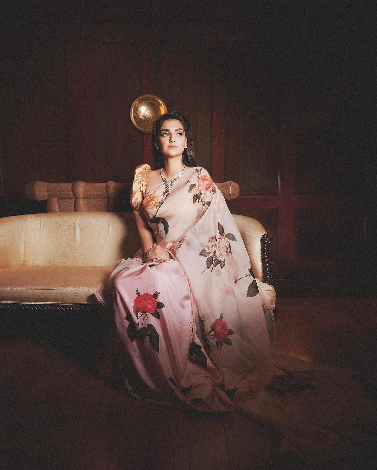 sonamkapoor1697647431321642224074324265354089228
