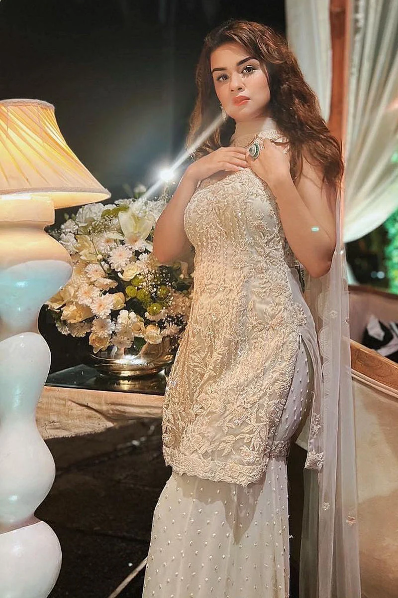 Avneet Kaur 7