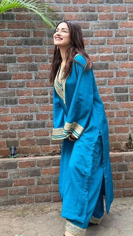 Avneet Kaur 4