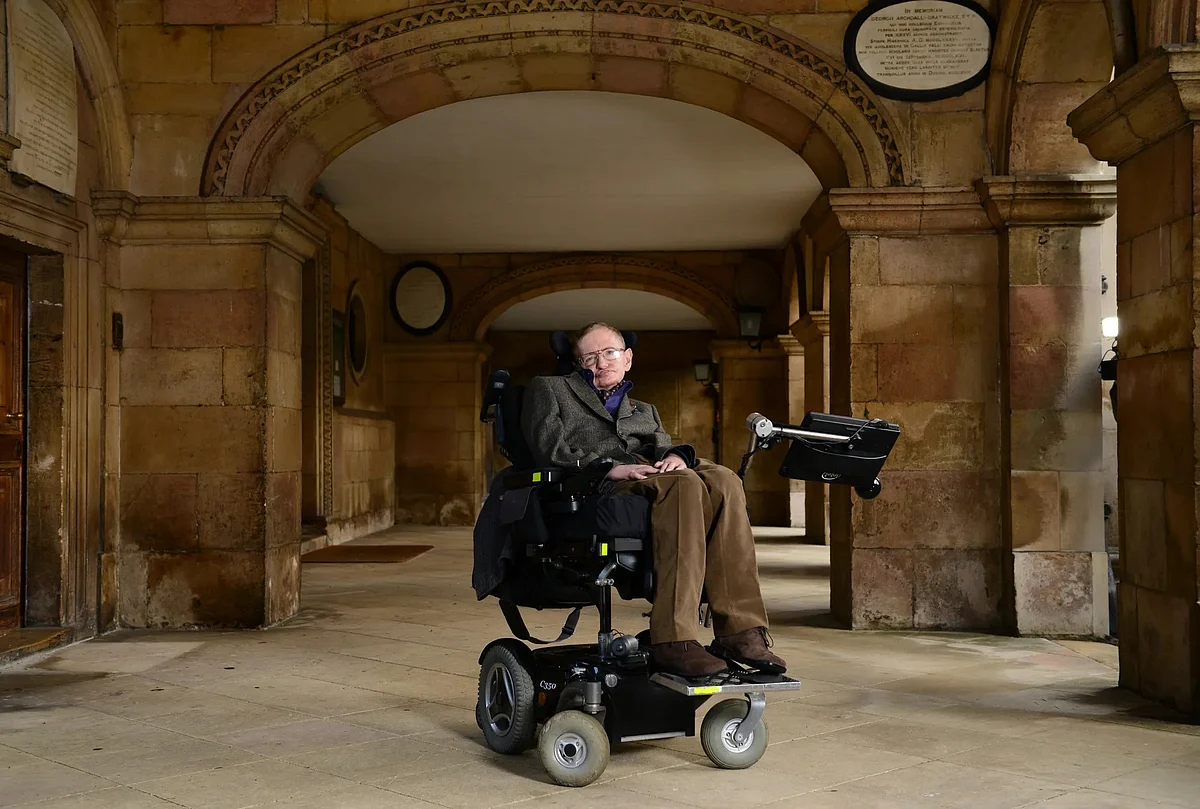 Stephen Hawking7