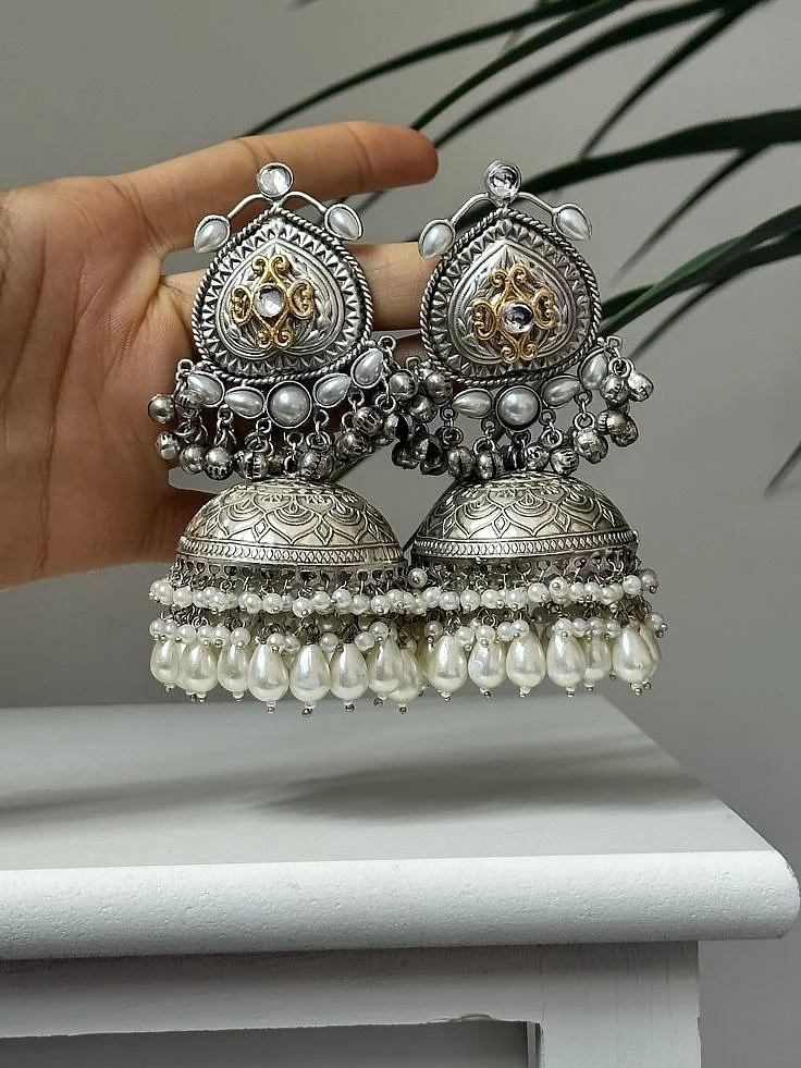 Jhumkas