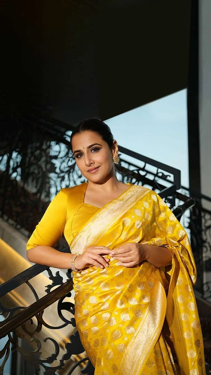 1658511083 silk saree