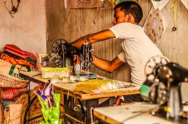 TAILOR 5