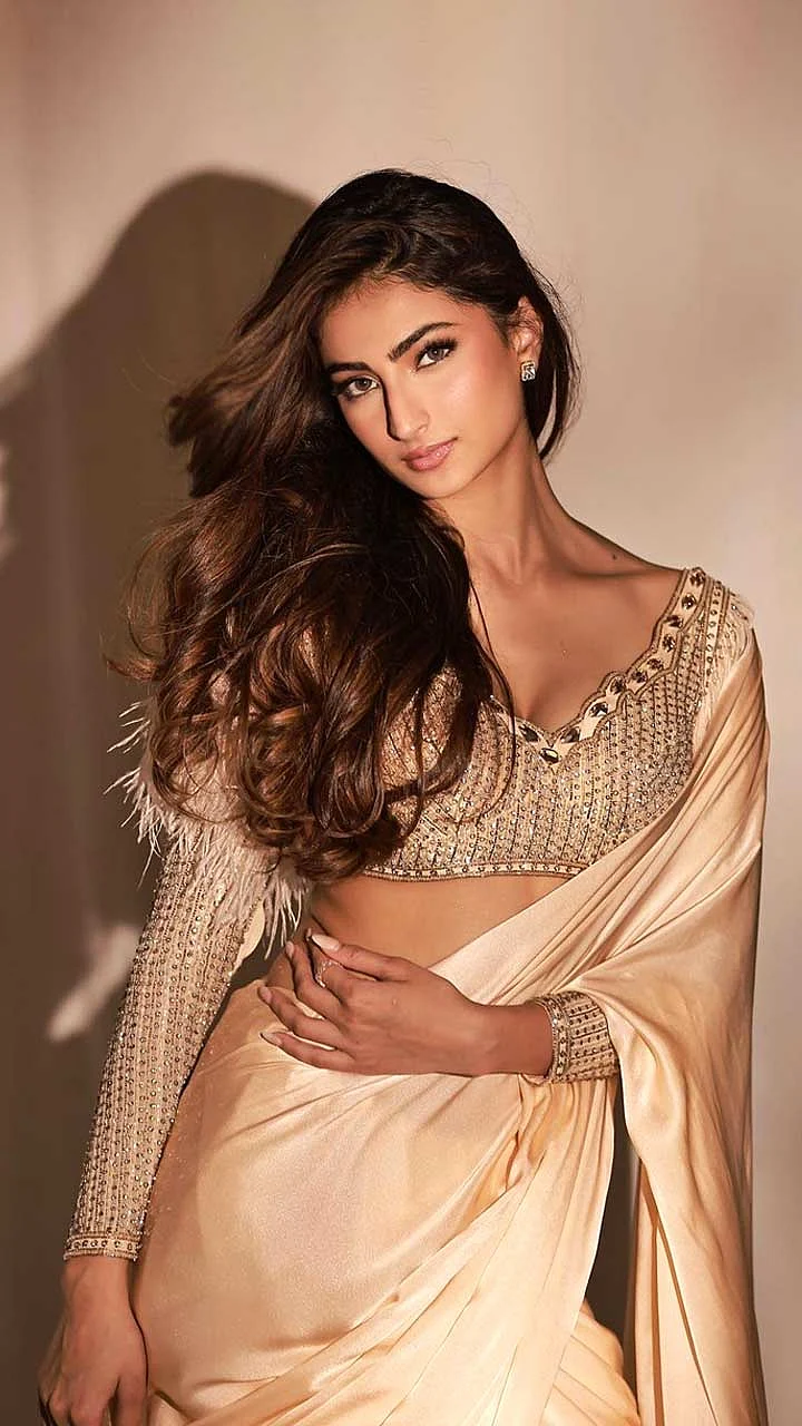 Palak Tiwari 7