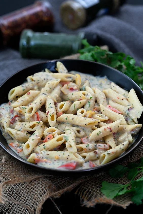 White Sauce Pasta