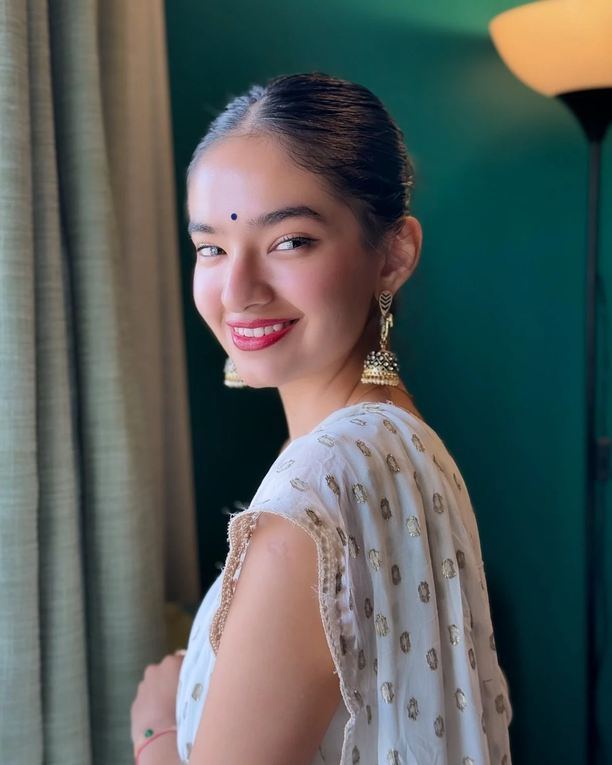 anushkasen0408173113878834973681046545461531640808634