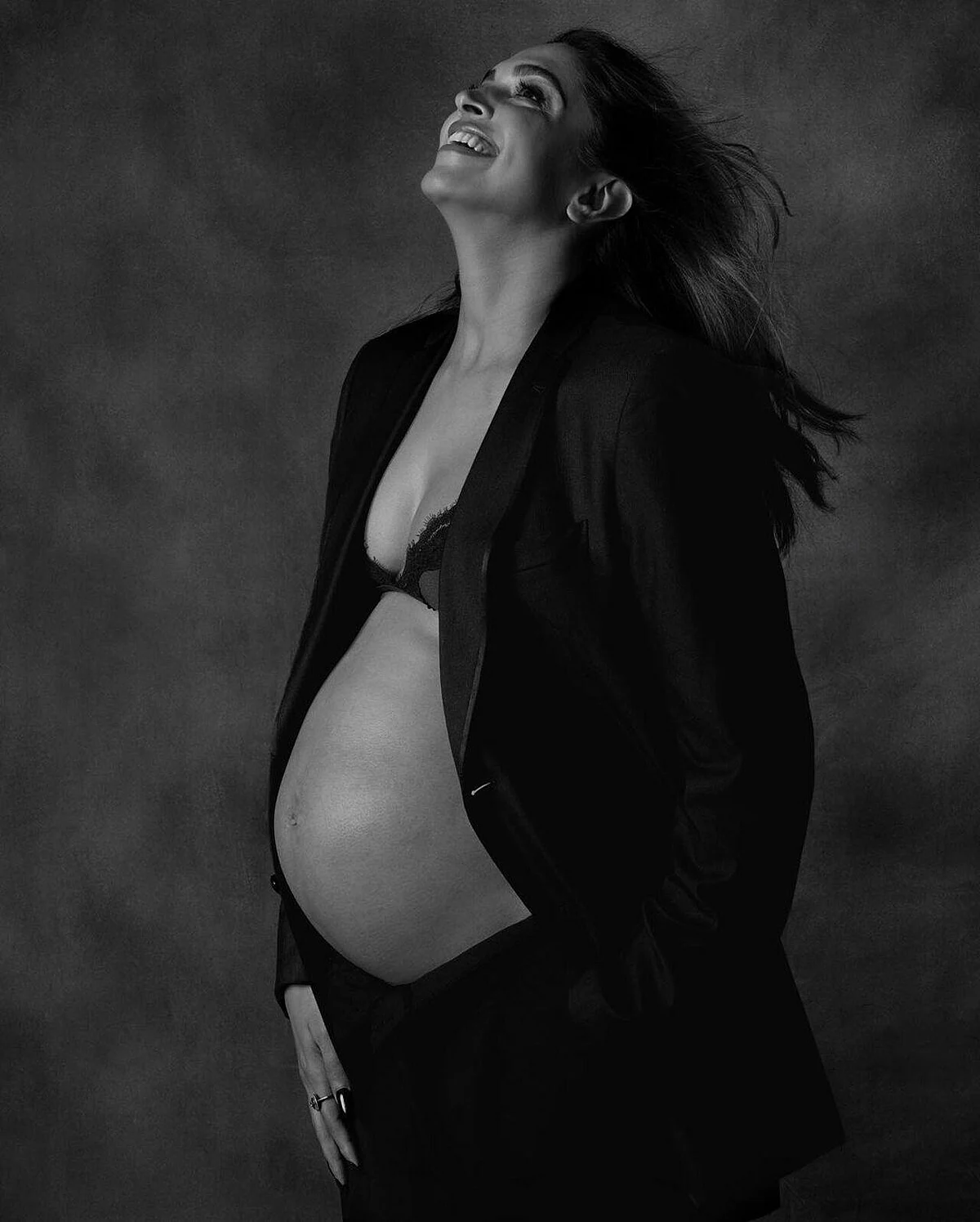 deepika pregnancy photoshoot