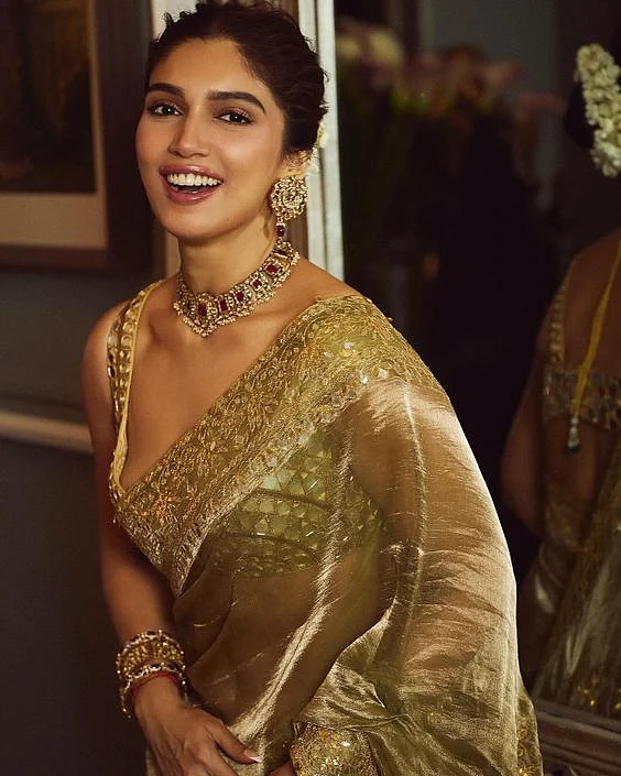 Golden Saree bhumi pednekar