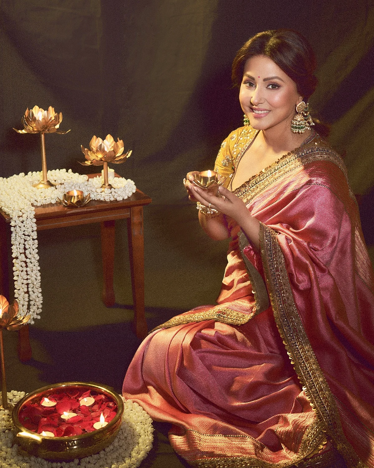 realhinakhan173122751934981124290961681784315071119