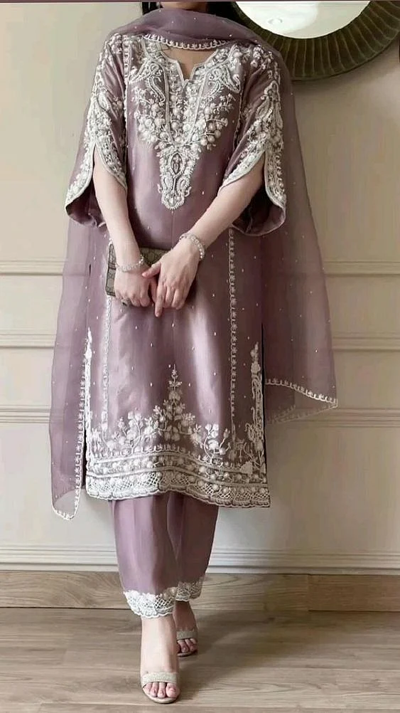 Party Wear Suits55