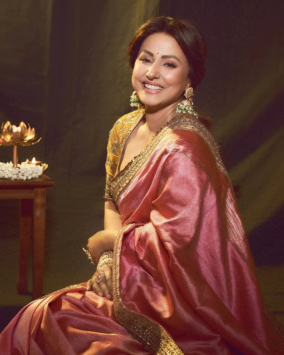 realhinakhan173122751934981124290876350744315071119