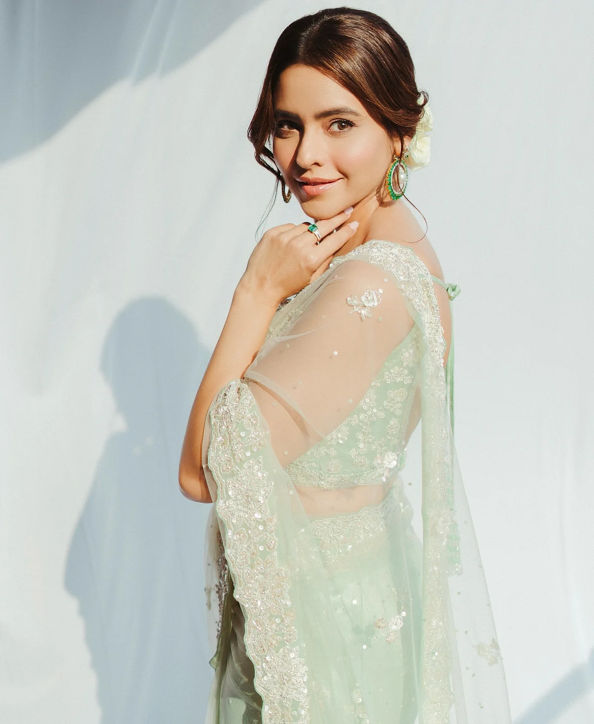 aamnasharifofficial173104357234965693758430857343733571030