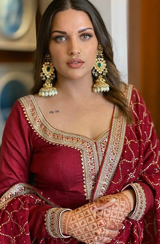 Himanshi Khurana
