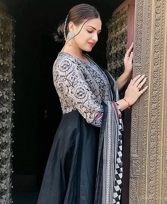 Himanshi Khurana