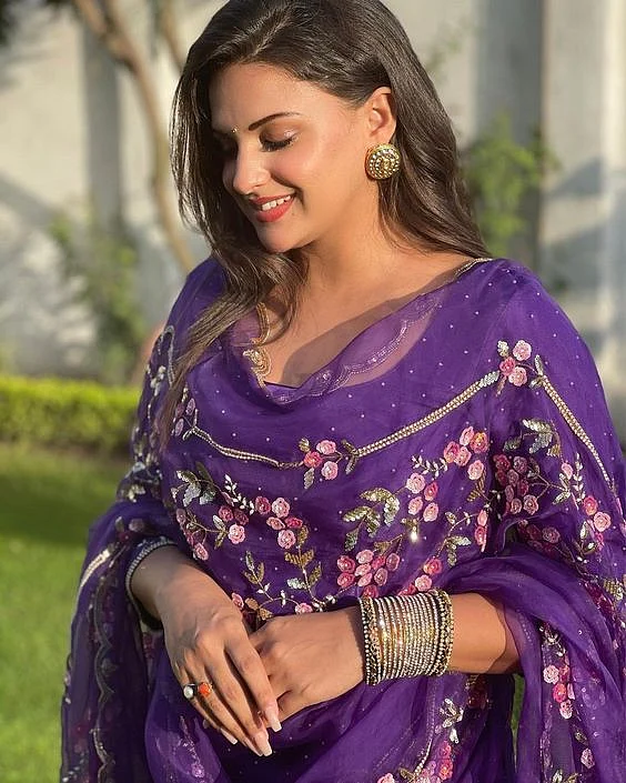 Himanshi Khurana
