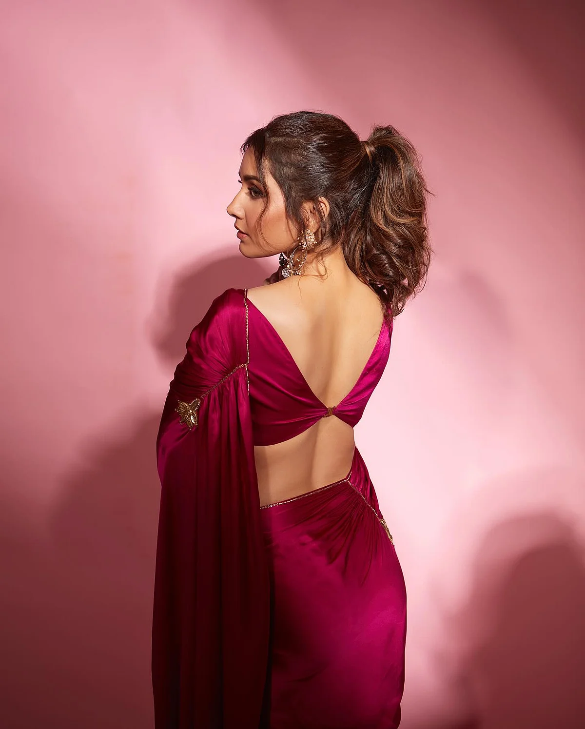 raashiikhanna173079171834944566712144773202945825720
