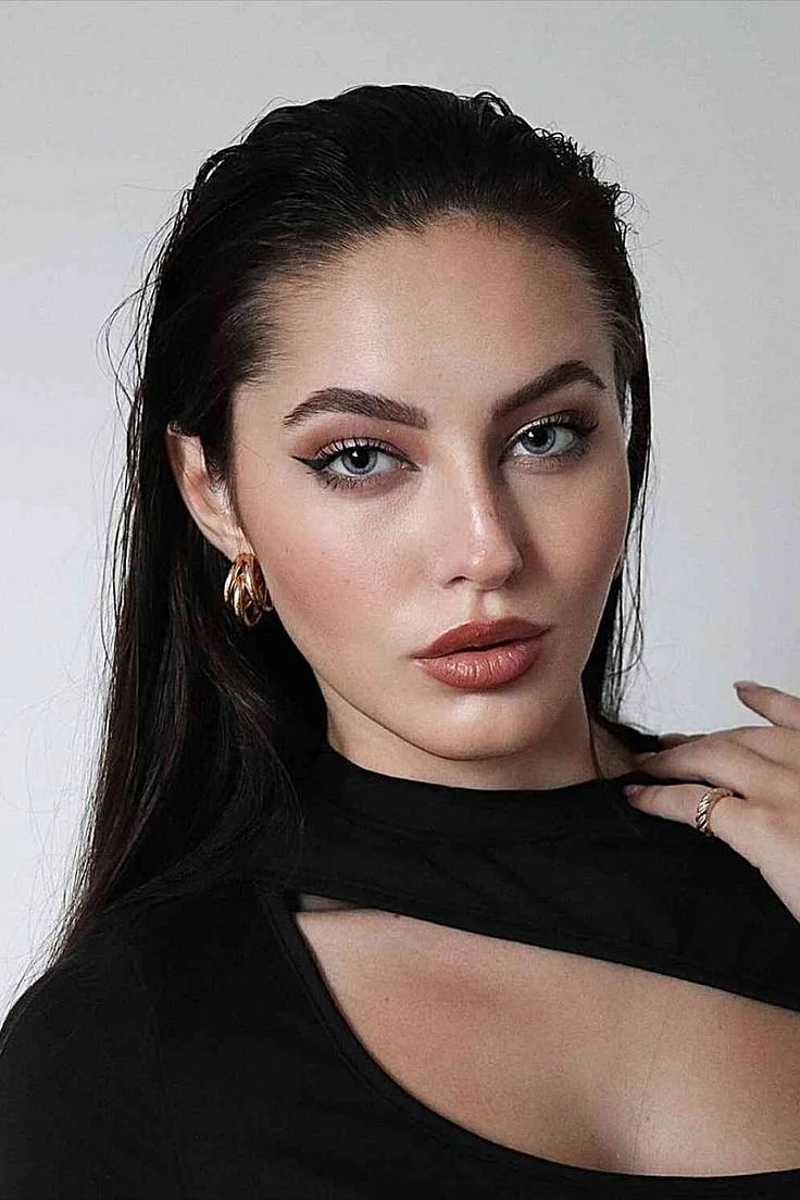 Wet Hair Look