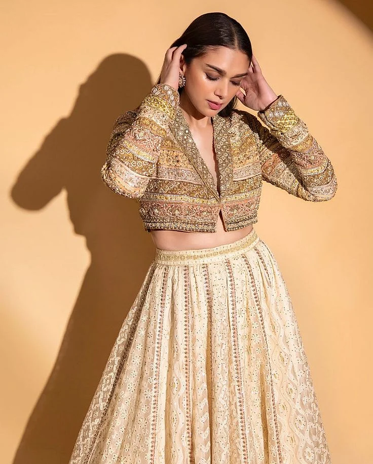 Designer Lehengas