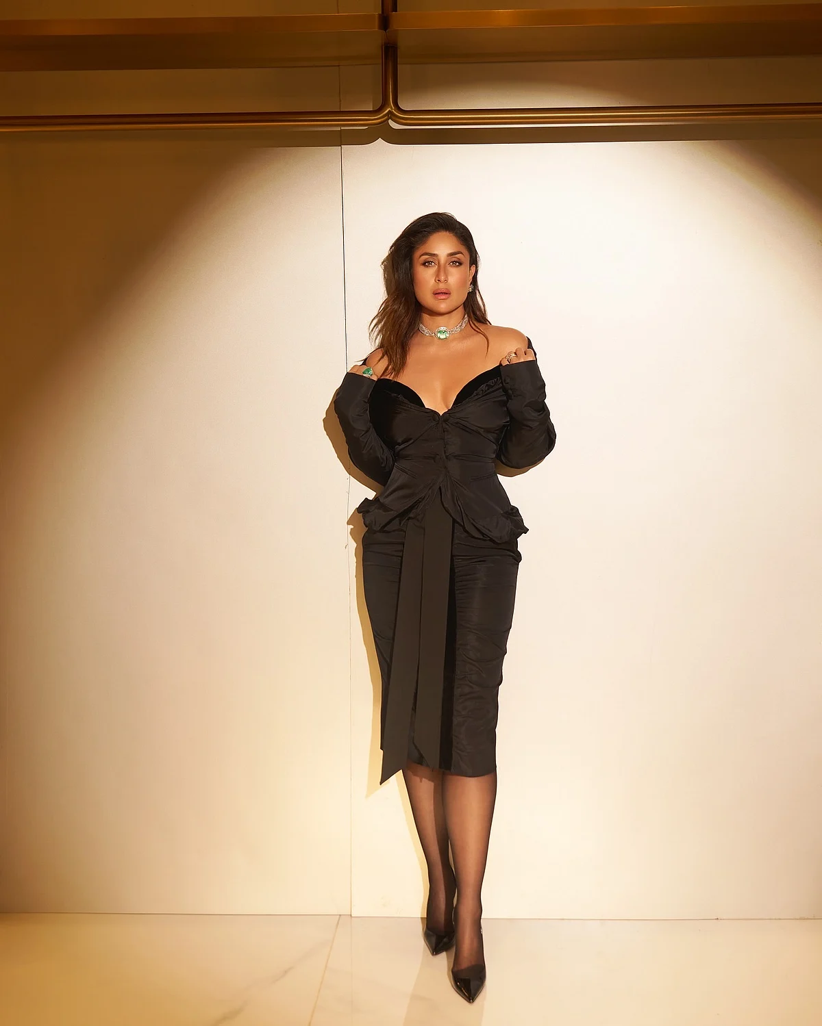 kareenakapoorkhan1731514417350051910409762195317050447521