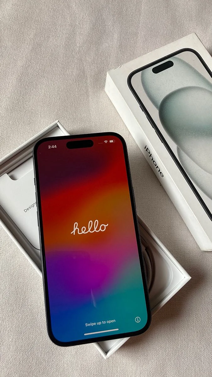 iPhone 16