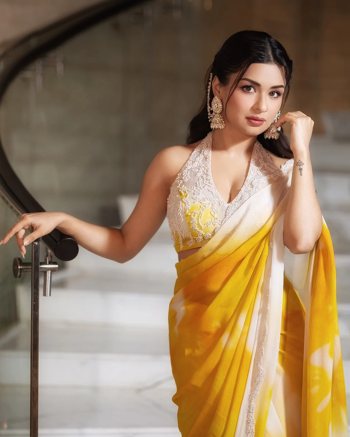 avneetkaur13173168146035019203617578143051797720972