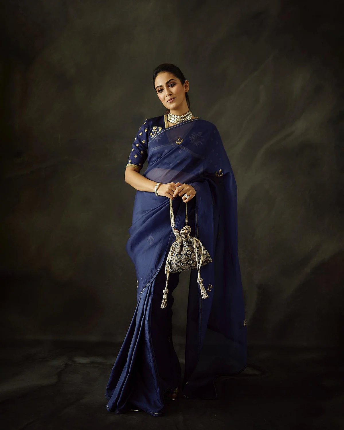 mira.kapoor169337817431806091132933104876311470602 1
