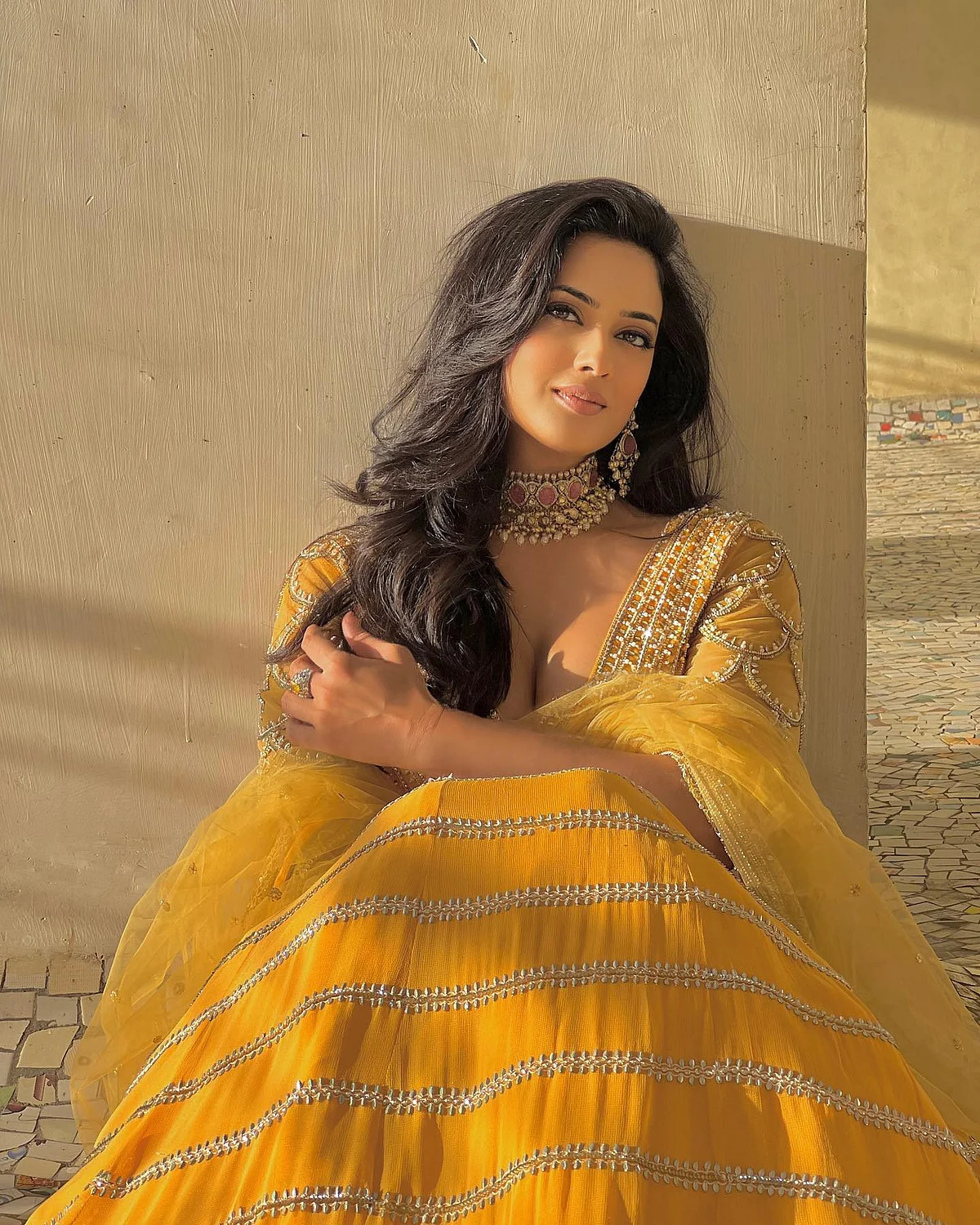 shweta.tiwari166565663929480640228090716091343411903