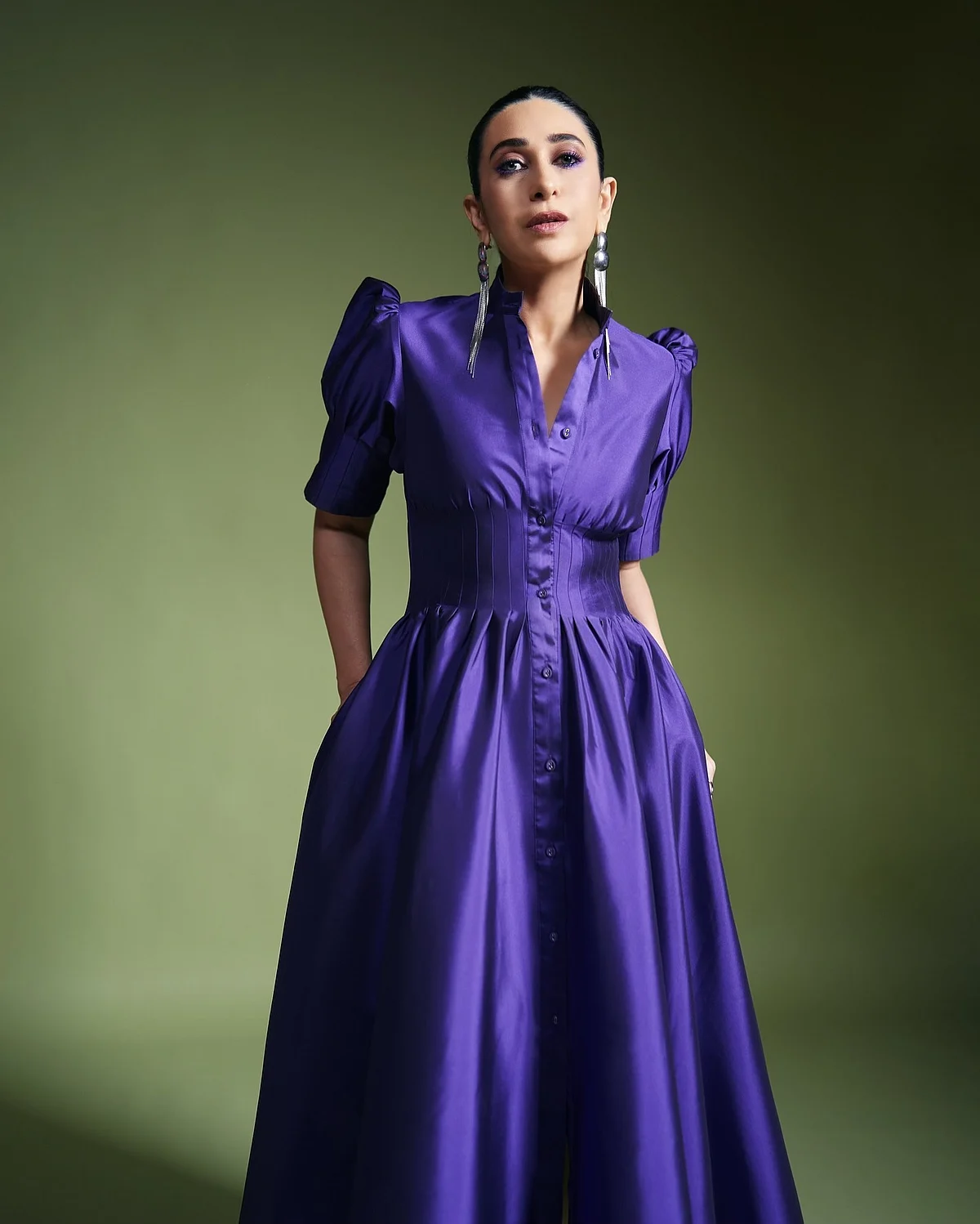 therealkarismakapoor172994687634873696172605445791460581245