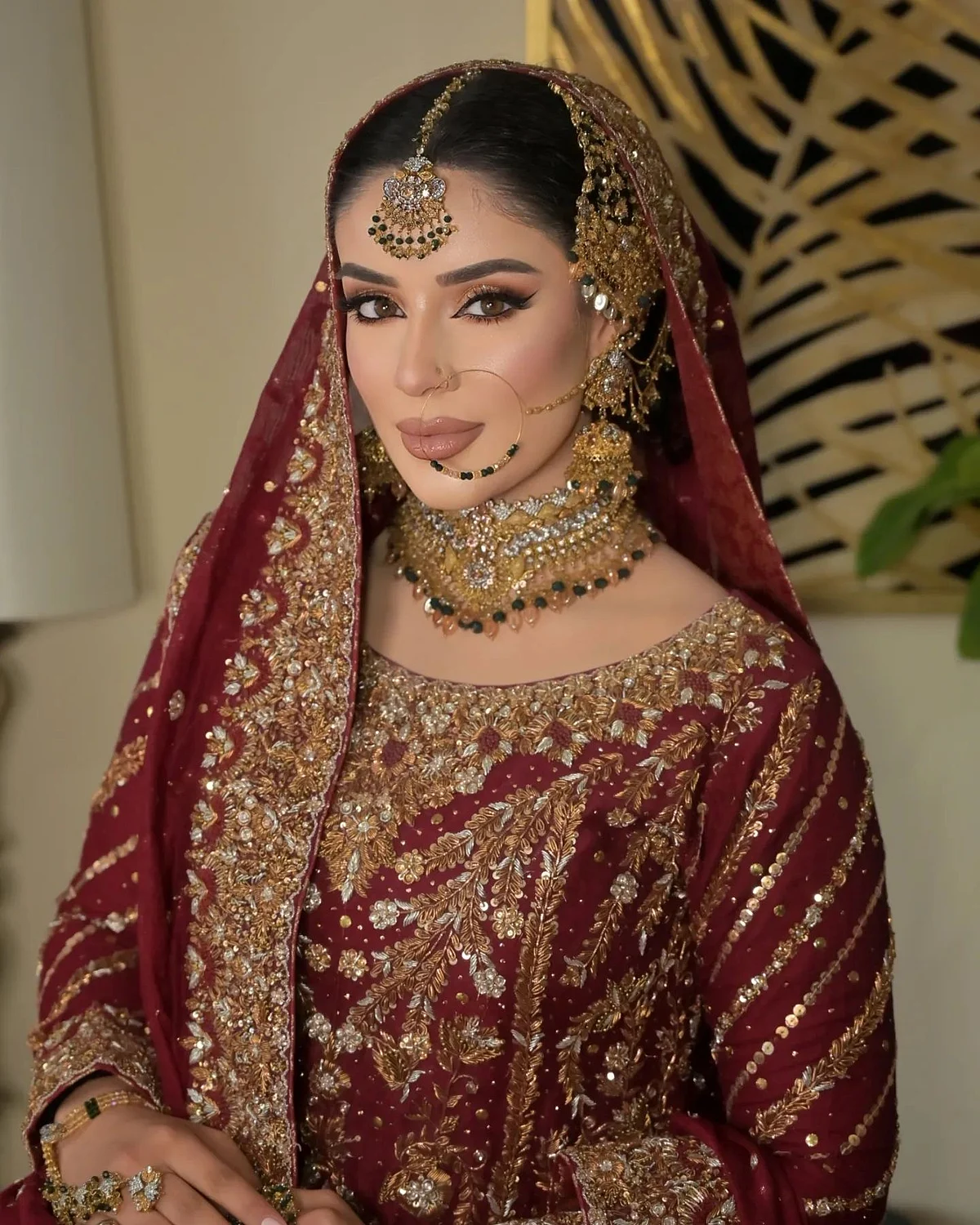 madihakhanmua17182240023389031023889383797289577638