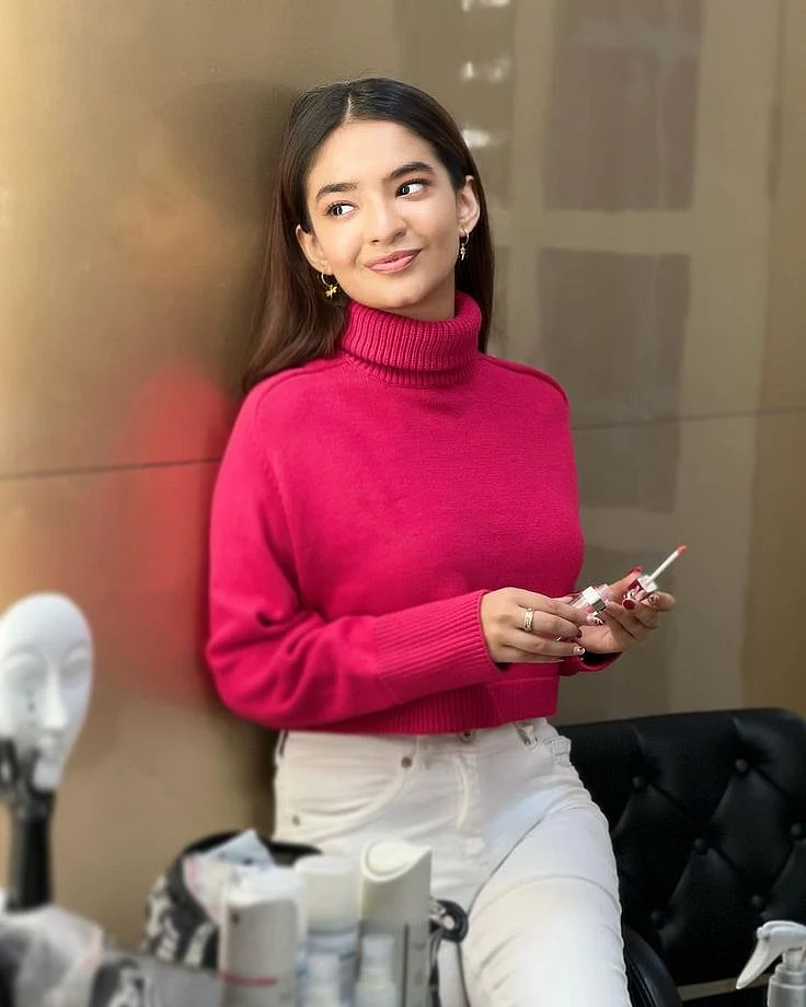 Anushka Sen Winter Outfits