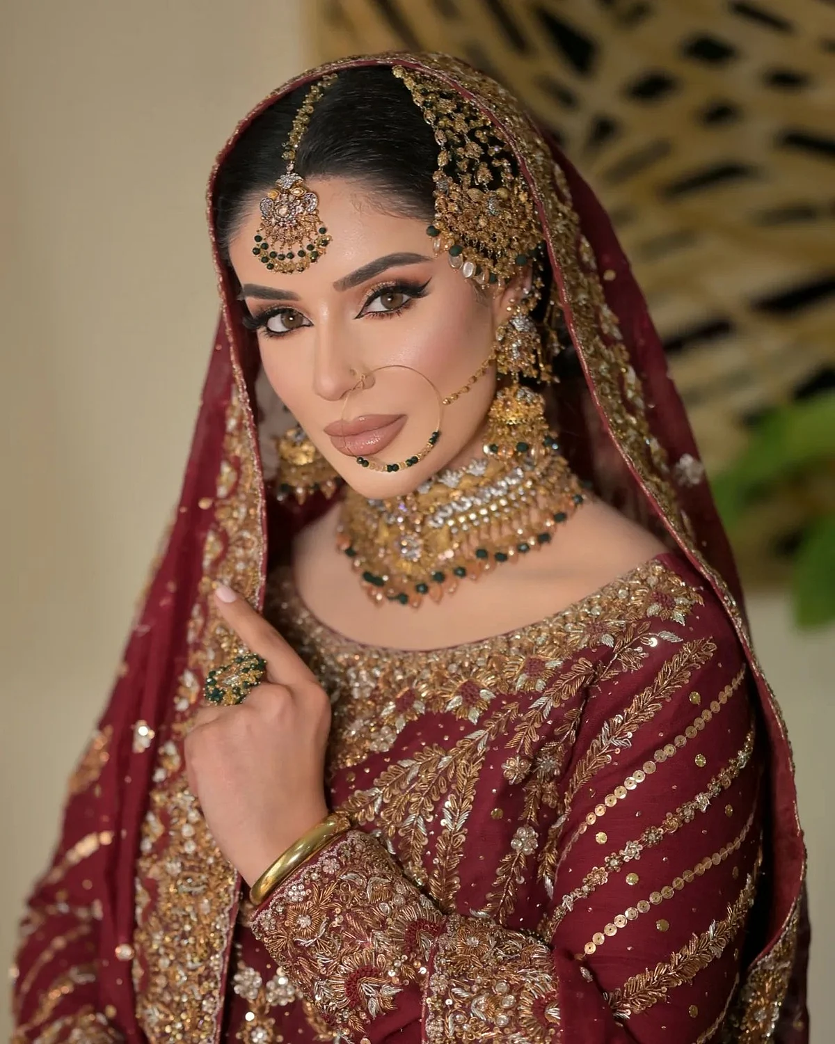 madihakhanmua17182240023389031023713263384289577638