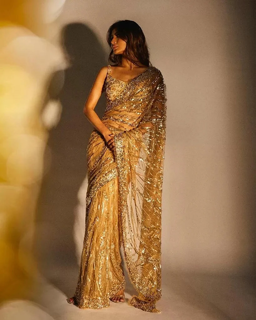 Mouni Roy Saree456745