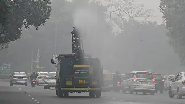 Delhi pollution Smog 1317319394844191731939505907