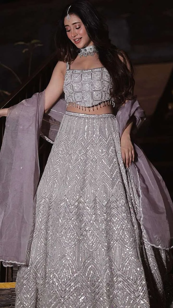 shivangi trendy lehenga 1721448765