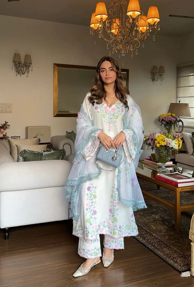 kashmiri suit