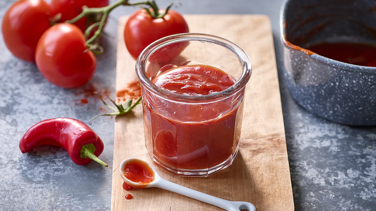 tomato sauce and ketchup469
