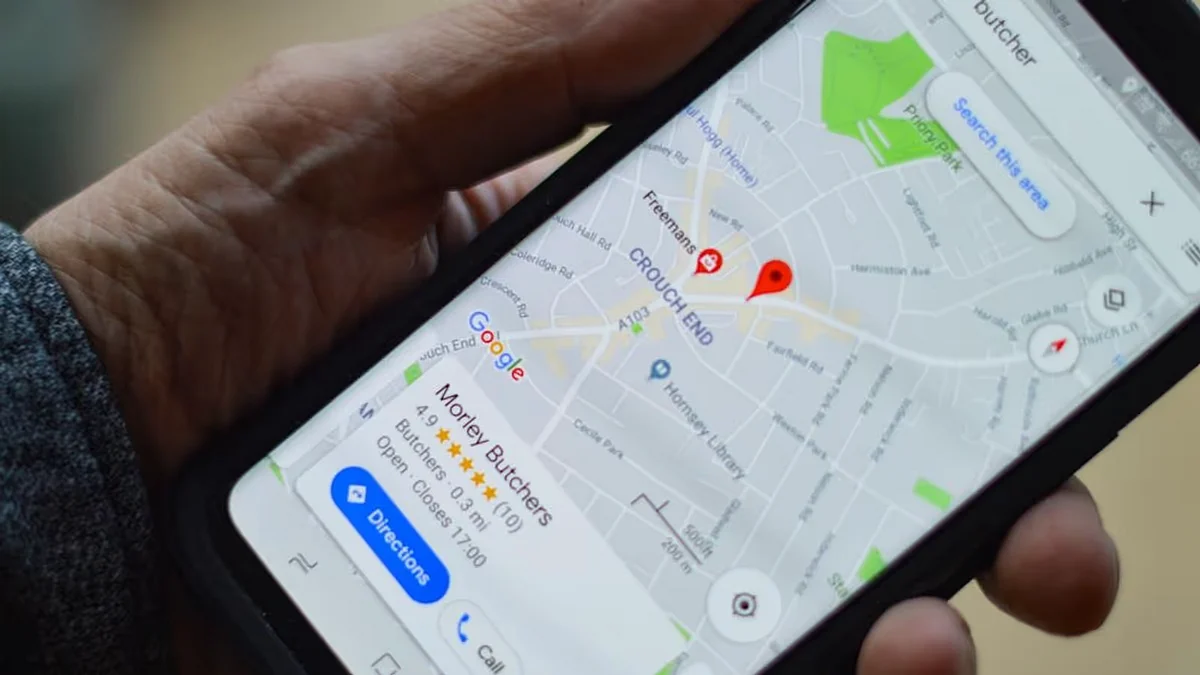 Google Maps Road Feature