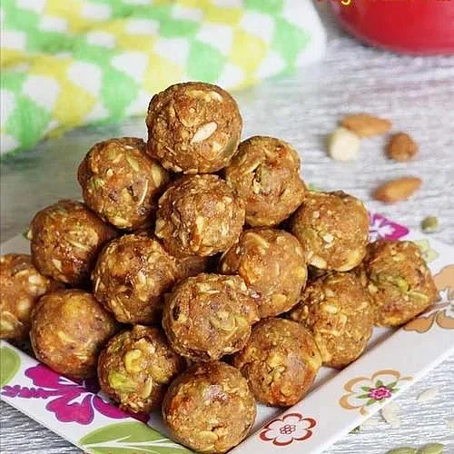 dry fruits laddoo 3