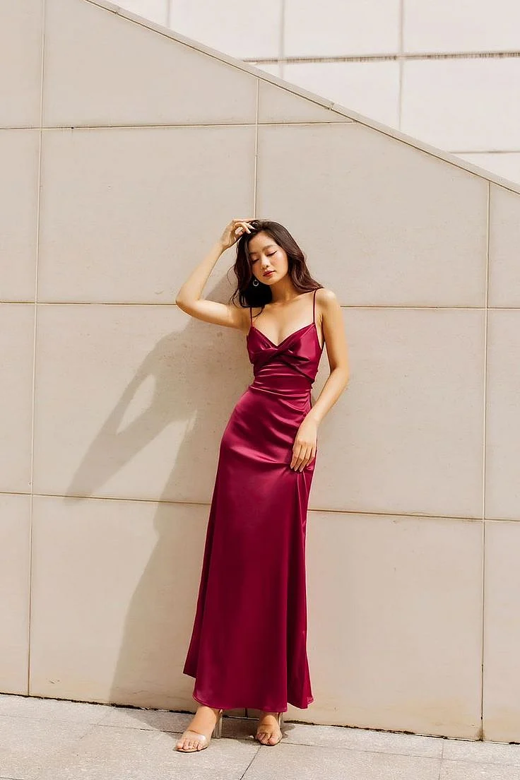Dinner Date Outfit Satin Dress7