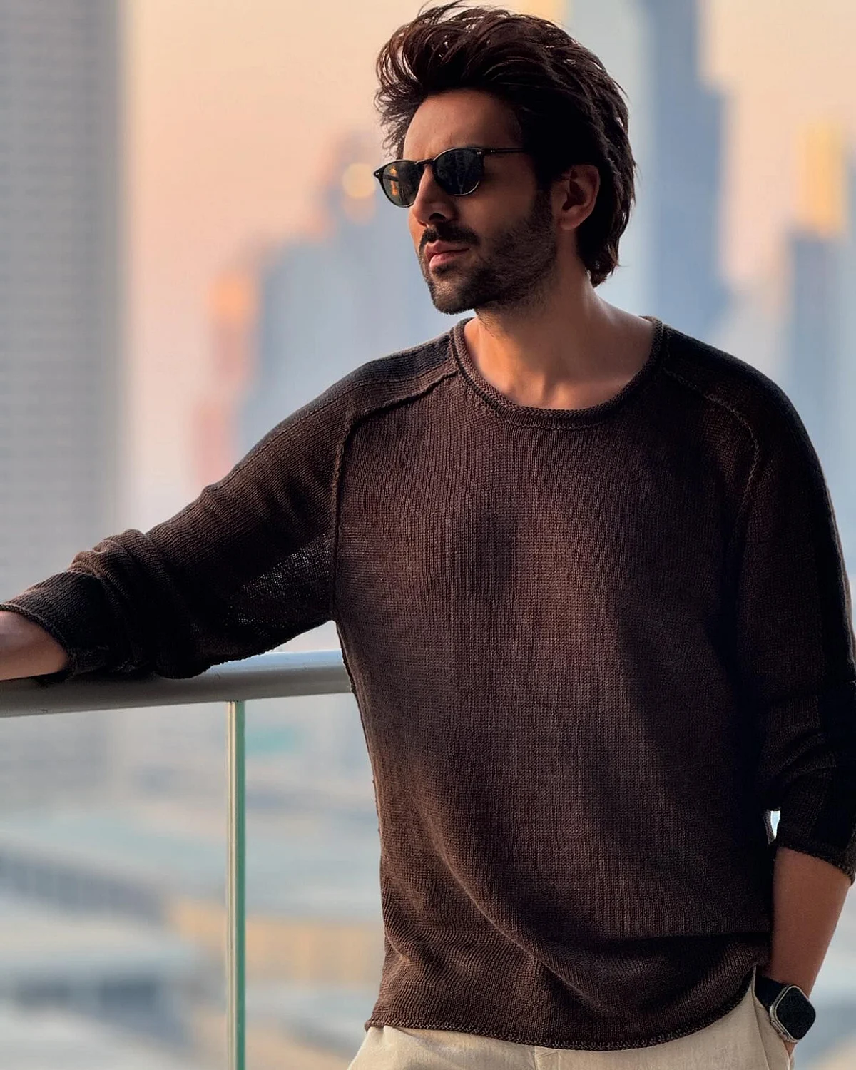 kartikaaryan17310549523496664834806422112456689389