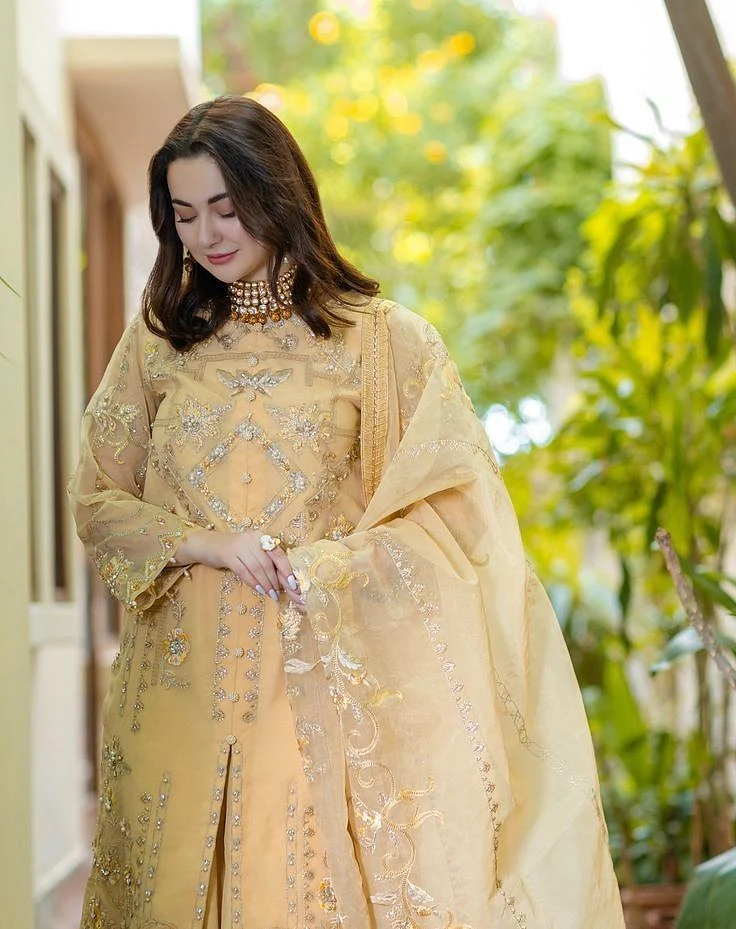 Hania Amir Designer Suits