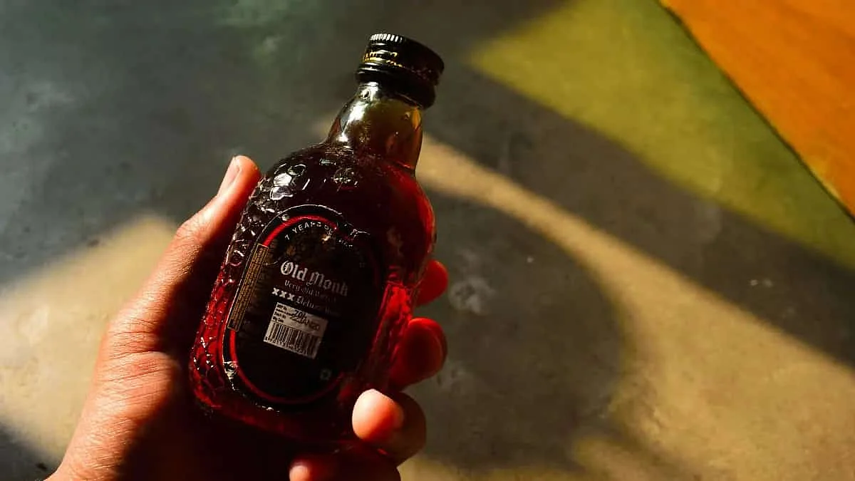 old monk RUM65
